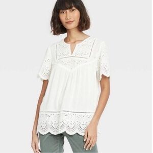 KNOX ROSE Women’s Sz XL White Eyelet Lace Bohemian Top Short Sleeve Shirt